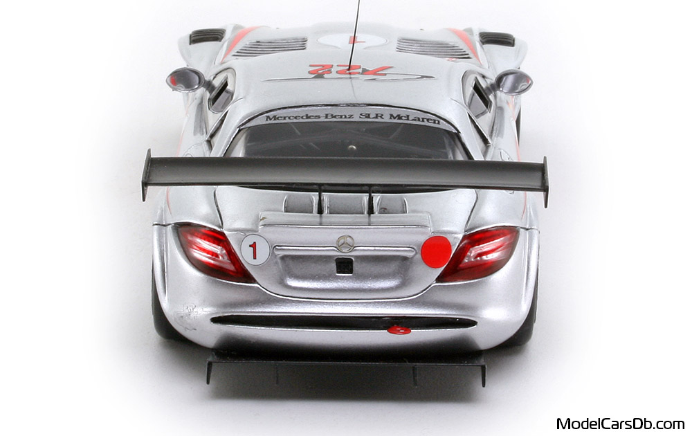 2008 - Mercedes SLR McLaren 722 GT (C199) Spark 1/43 (Silver / Red) Rear end
